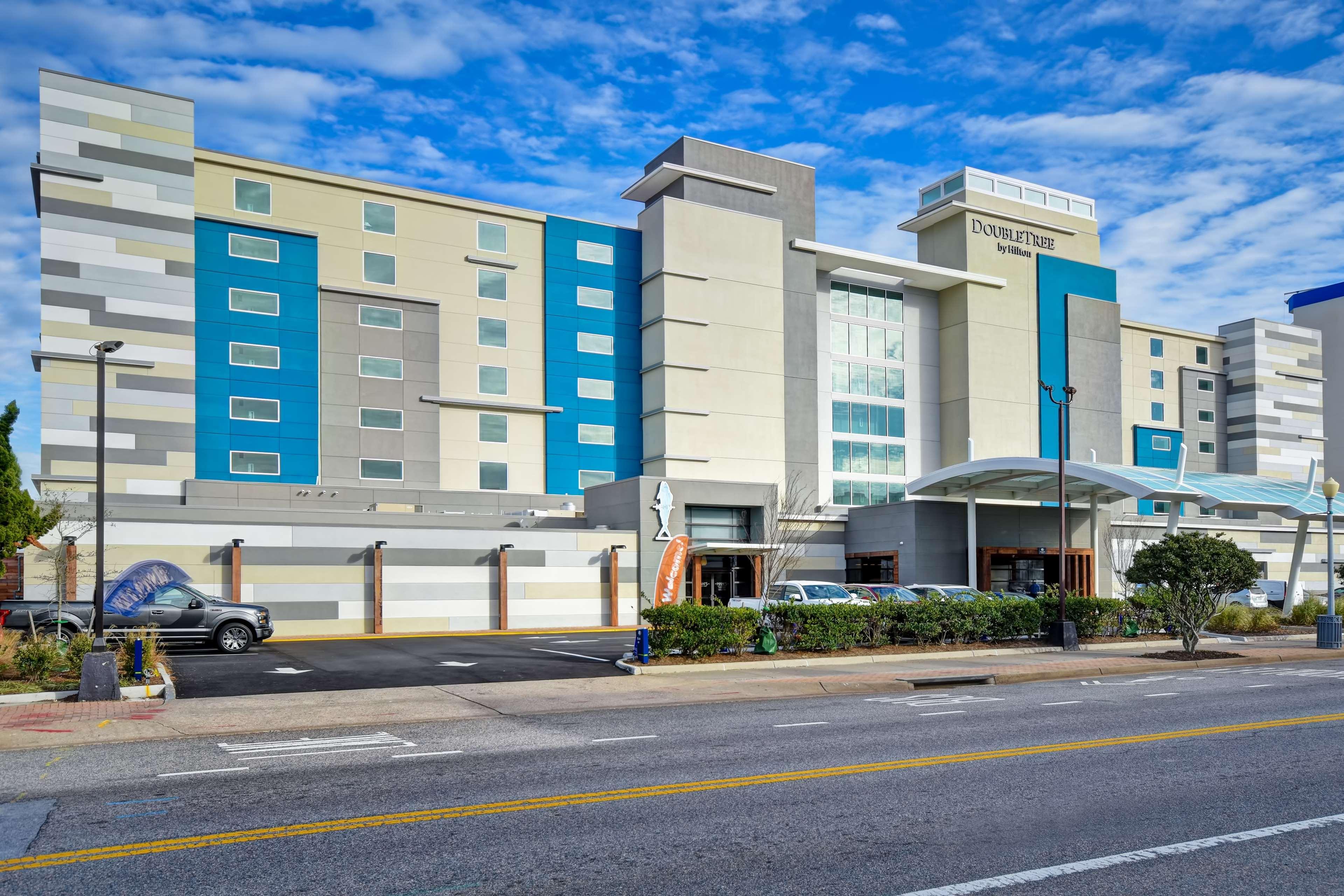 Doubletree By Hilton Oceanfront Virginia Beach Esterno foto