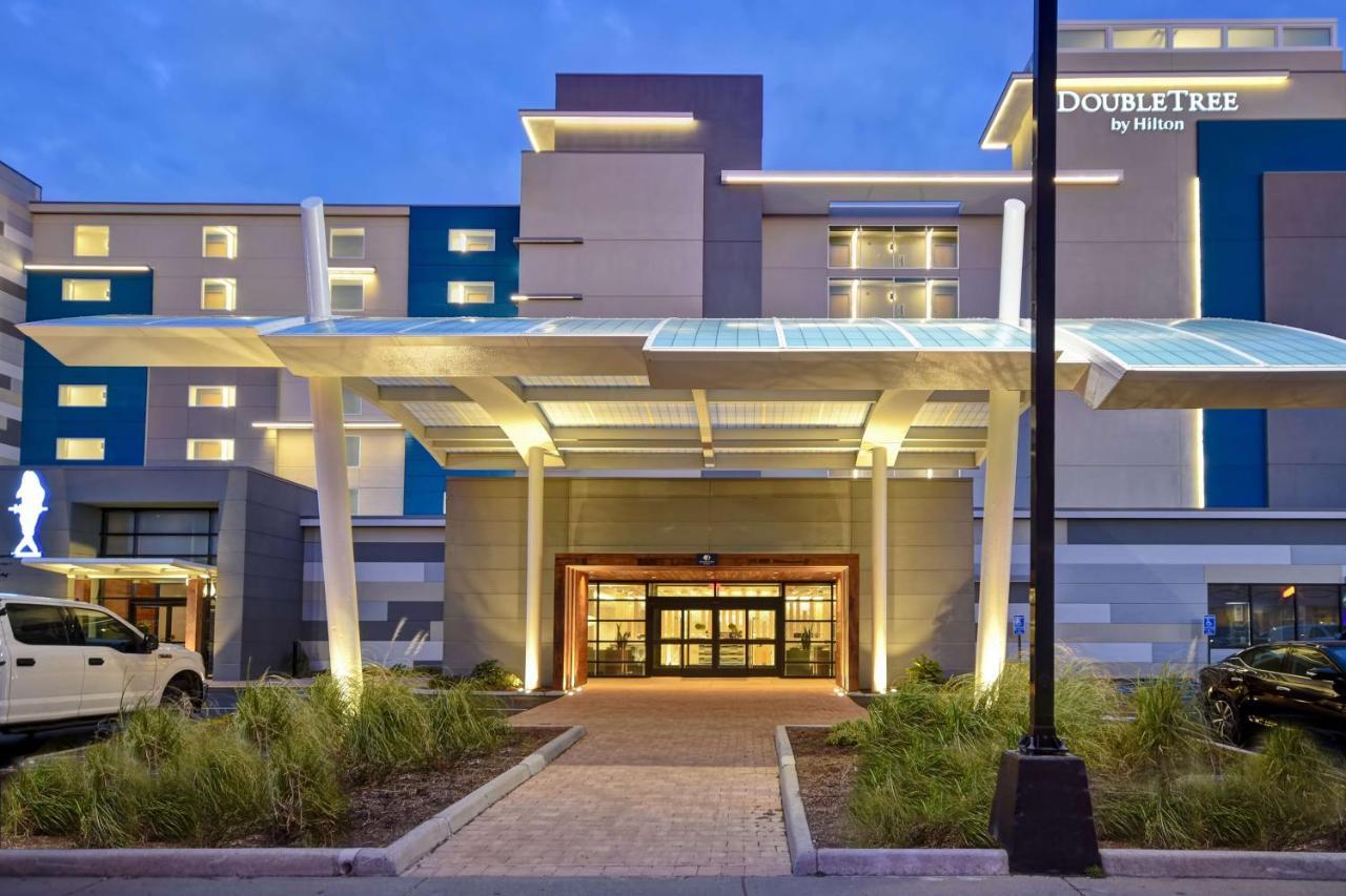 Doubletree By Hilton Oceanfront Virginia Beach Esterno foto