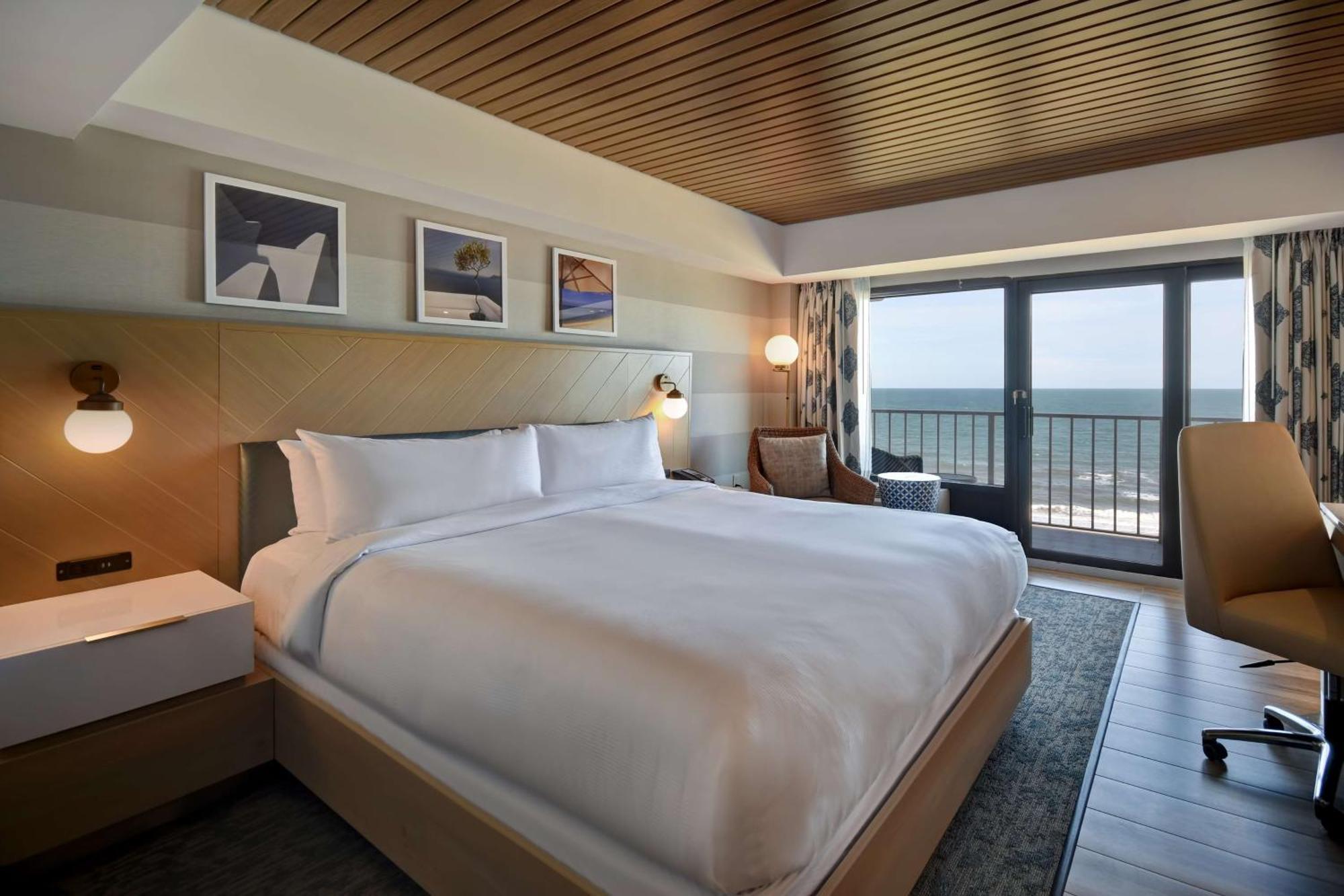 Doubletree By Hilton Oceanfront Virginia Beach Esterno foto