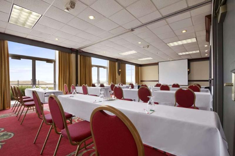 Doubletree By Hilton Oceanfront Virginia Beach Esterno foto